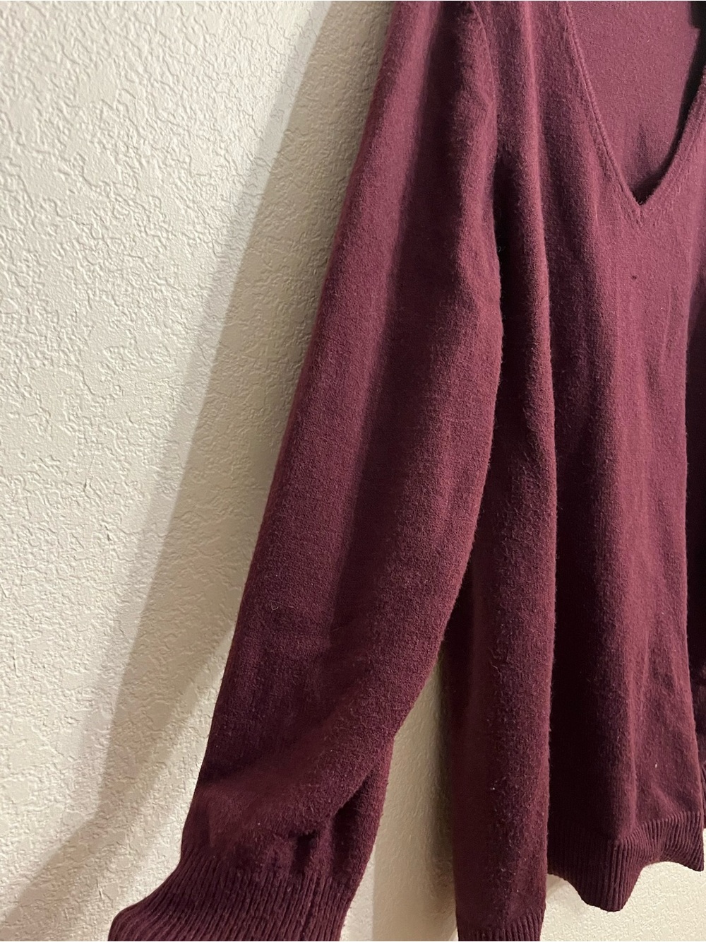 Oversized cozy Lane Bryant Burgundy V-Neck Women's Sweater - Picture 3 of 6
